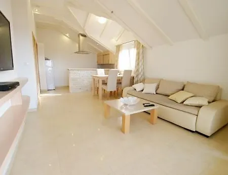 Murter Central Luke Beach Apartament